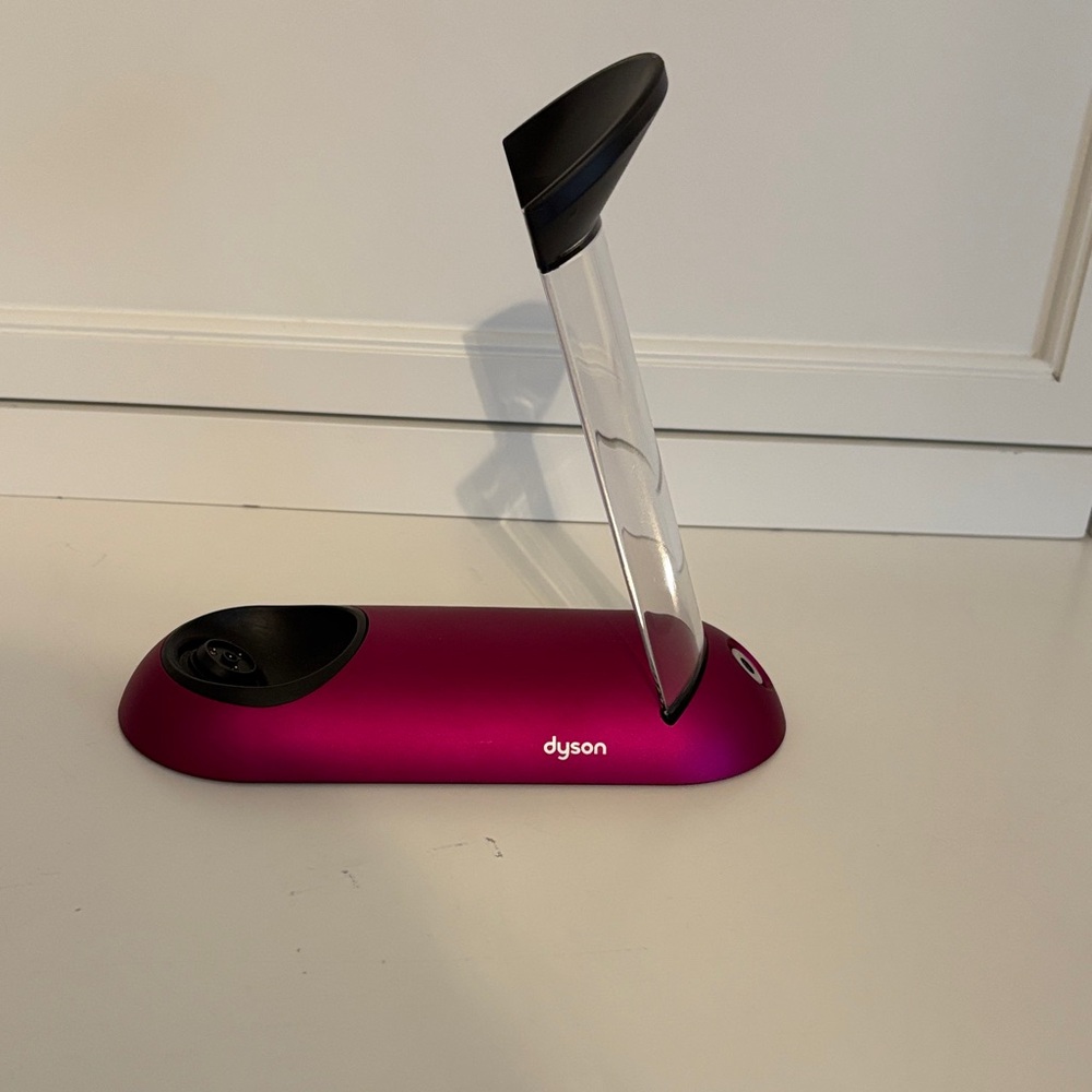 Dyson Magenta and Black Hair Straightener Charging Stand